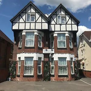 Landguard House Bed Only Guest house Southampton